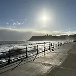 Ace Grace Place - Part Of The The Bay Village With Pool, Gym And Direct Access, Pub, Restaurant, Tennis And Meadows Walks 파일리