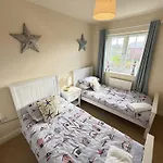 Ace Grace Place - Part Of The The Bay Village With Pool, Gym And Direct Access, Pub, Restaurant, Tennis And Meadows Walks 파일리